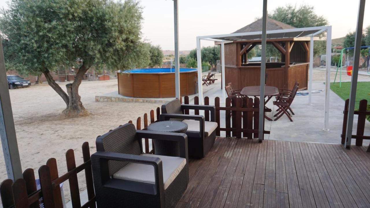 Cuchi Farm Villa Chinchón Kültér fotó